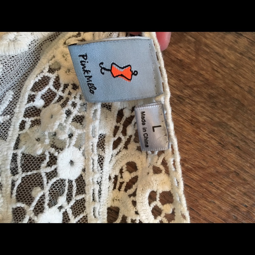 𝓖𝓸𝓻𝓰𝓮𝓸𝓾𝓢 𝓢𝓱𝓲𝓻𝓽 💖 - Picture 3 of 3